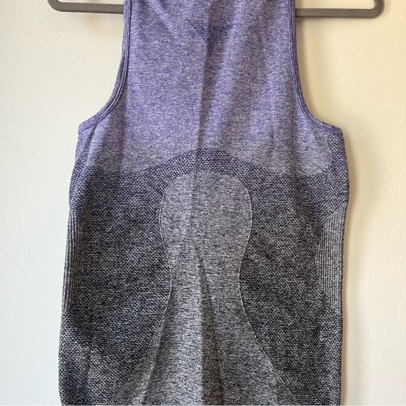 Gymshark Ombre Seamless Tank Top Women’s Small Gray Purple Sleeveless Workout - Picture 2 of 9